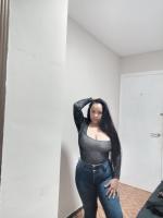 602442709: Chica busca chico en Barcelona