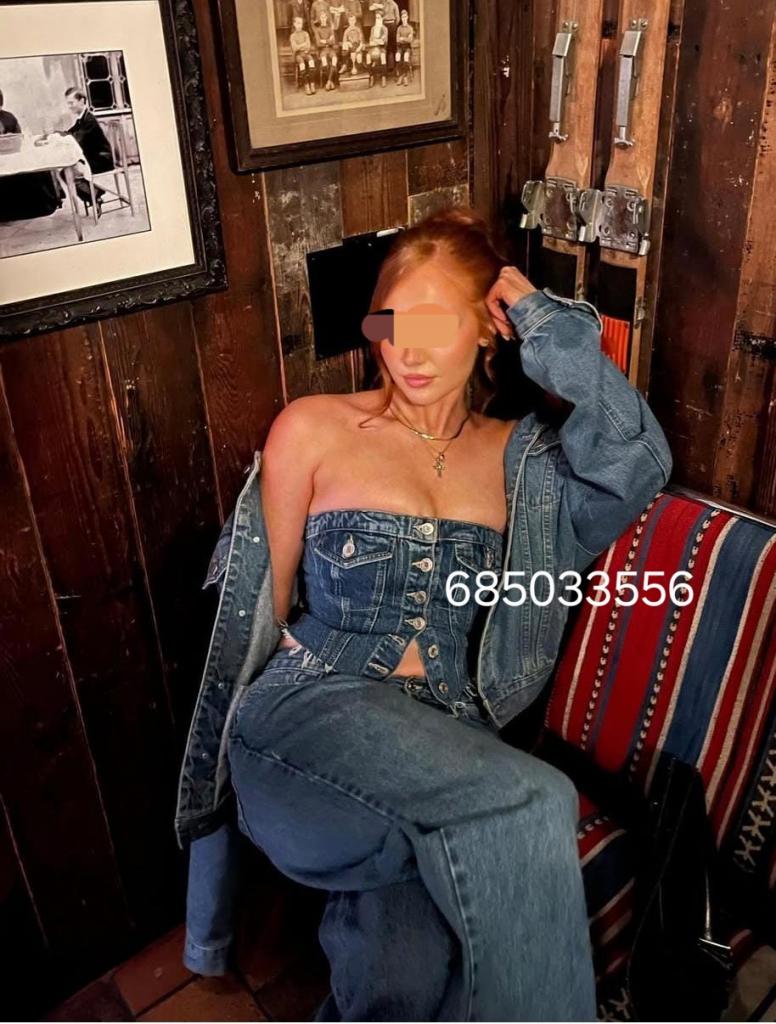 685033556: Chica busca chico en La Coruña