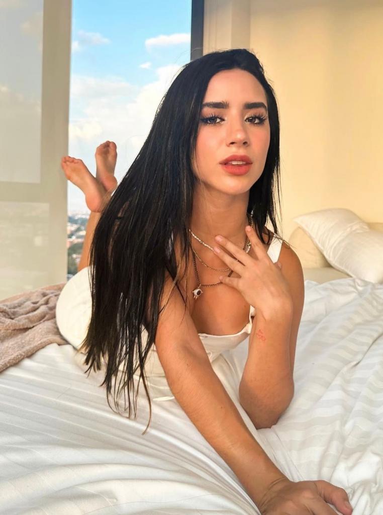 684795083: Chica busca chico en Mallorca