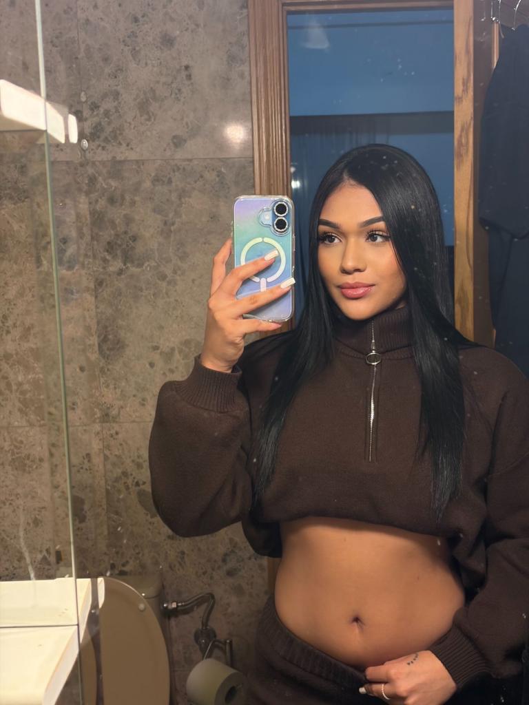 627596160: Chica busca chico en Madrid