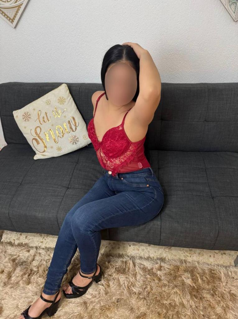 624972392: Chica busca chico en Cádiz
