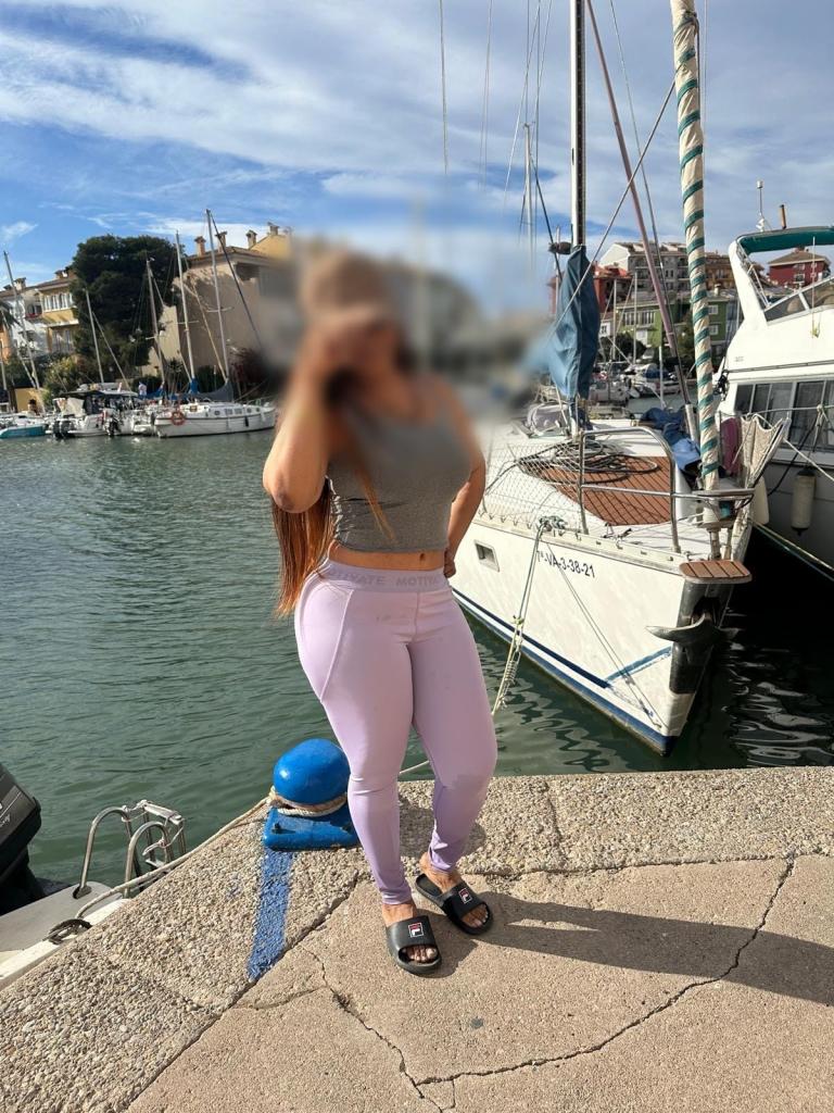 643219126: Chica busca chico en Valencia