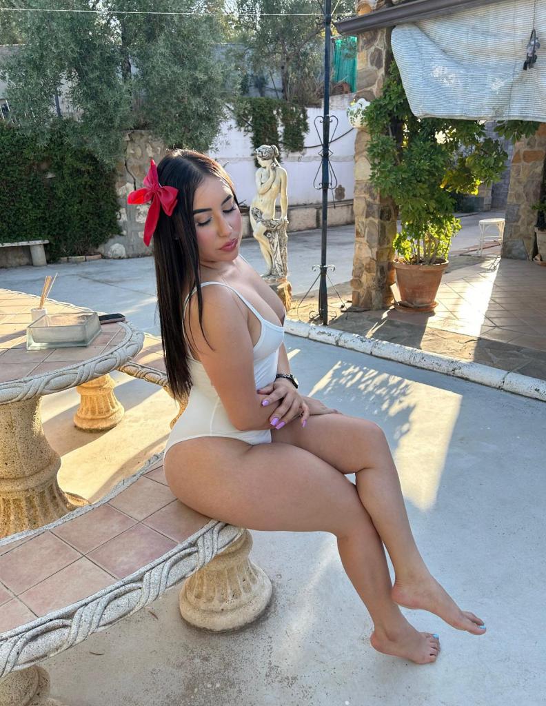 610411273: Chica busca chico en Jaén