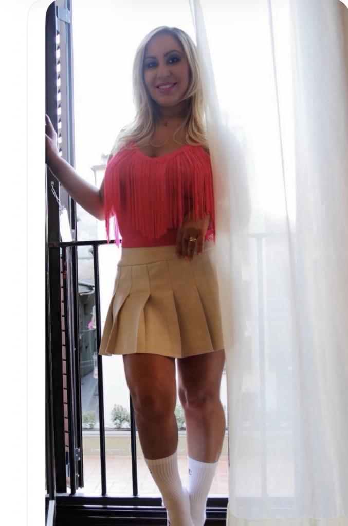 Chica busca chico en Lérida: 