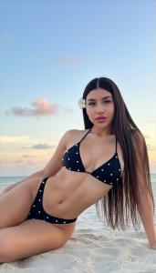 607745066: Chica busca chico en La Coruña