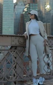 645845781: Chica busca chico en Pontevedra