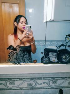 633497435: Chica busca chico en Castellón