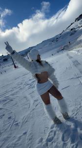 654454061: Travesti en Granada