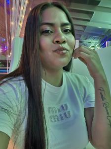 643219126: Chica busca chico en Valencia