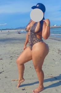 611255377: Chica busca chico en La Coruña