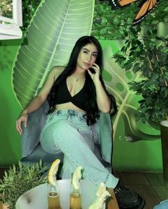 613711308: Chica busca chico en Murcia