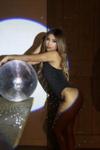 671540911: Chica busca chico en Madrid