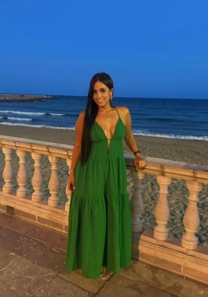 Chica busca chico en Alicante: Chica busca chico