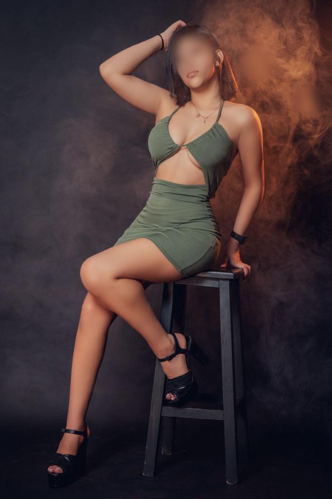 600210556: Chica busca chico en Lugo