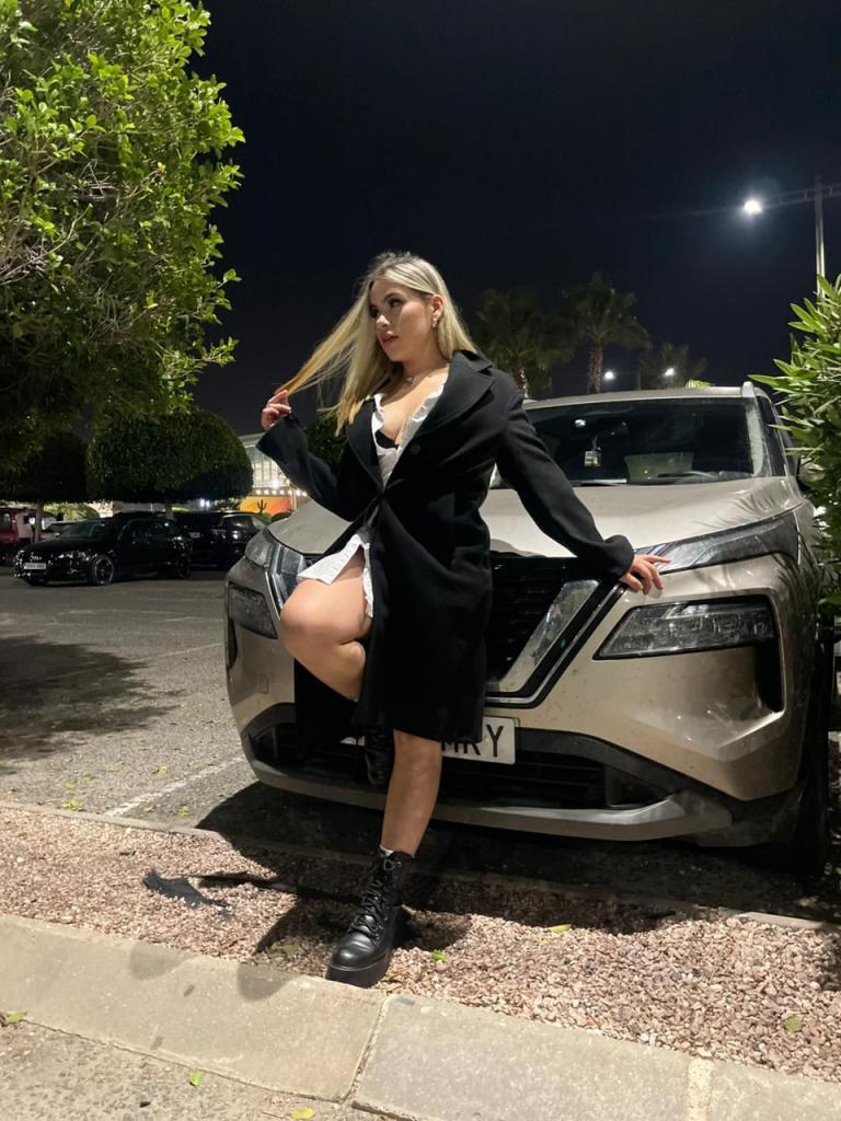 Chica busca chico en La Rioja: Chica busca chico