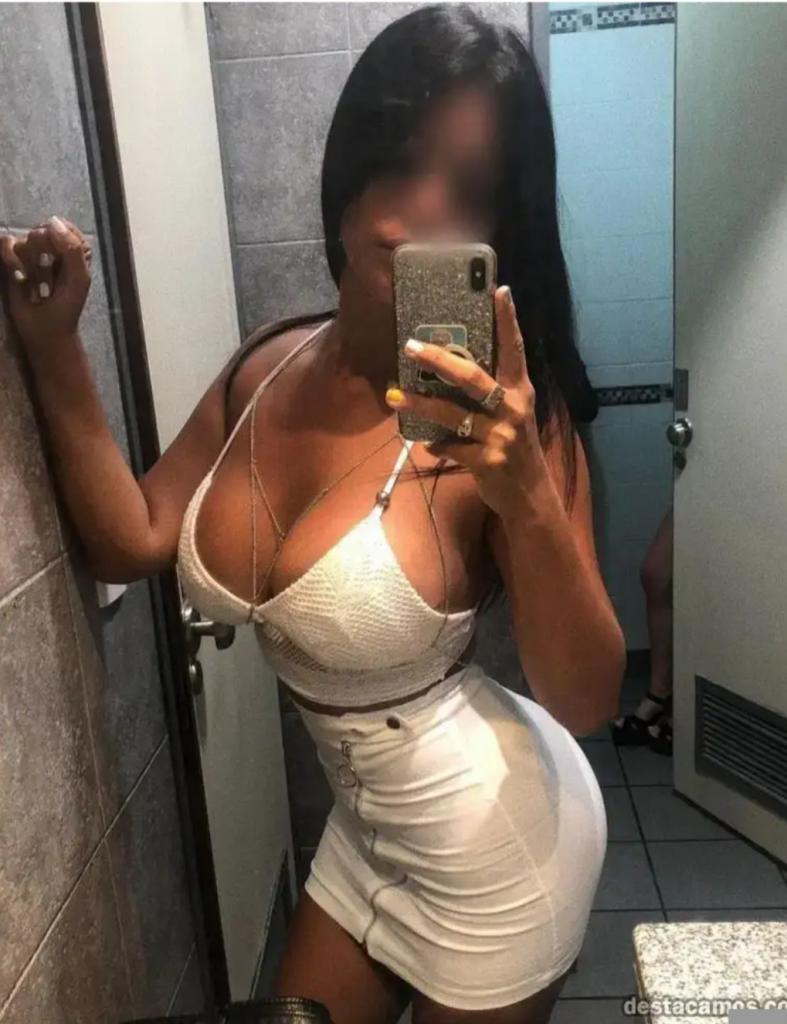 642872131: Chica busca chico en Lérida