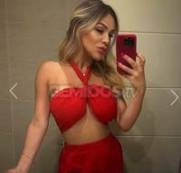 695740684: Chica busca chico en Madrid