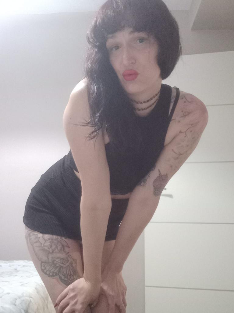 674976257: Travesti en Málaga