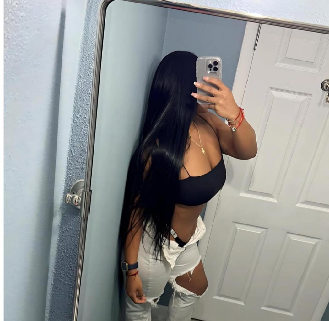 655699529: Chica busca chico en Granada