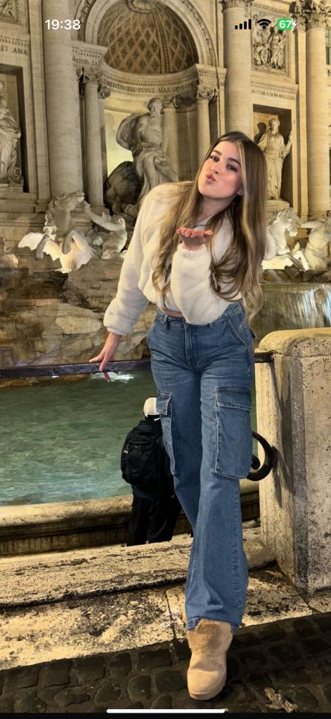 631600408: Chica busca chico en Tarragona