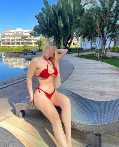 643257127: Chica busca chico en La Coruña