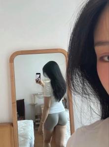 691665546: Chica busca chico en Barcelona