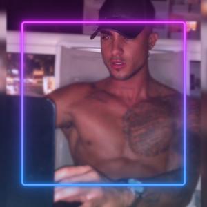 607505603: Chico busca chica en Barcelona