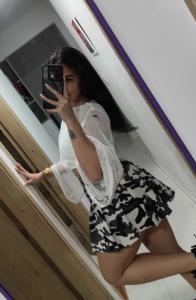 643876325: Chica busca chico en Ibiza