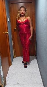 631041451: Chica busca chico en Barcelona