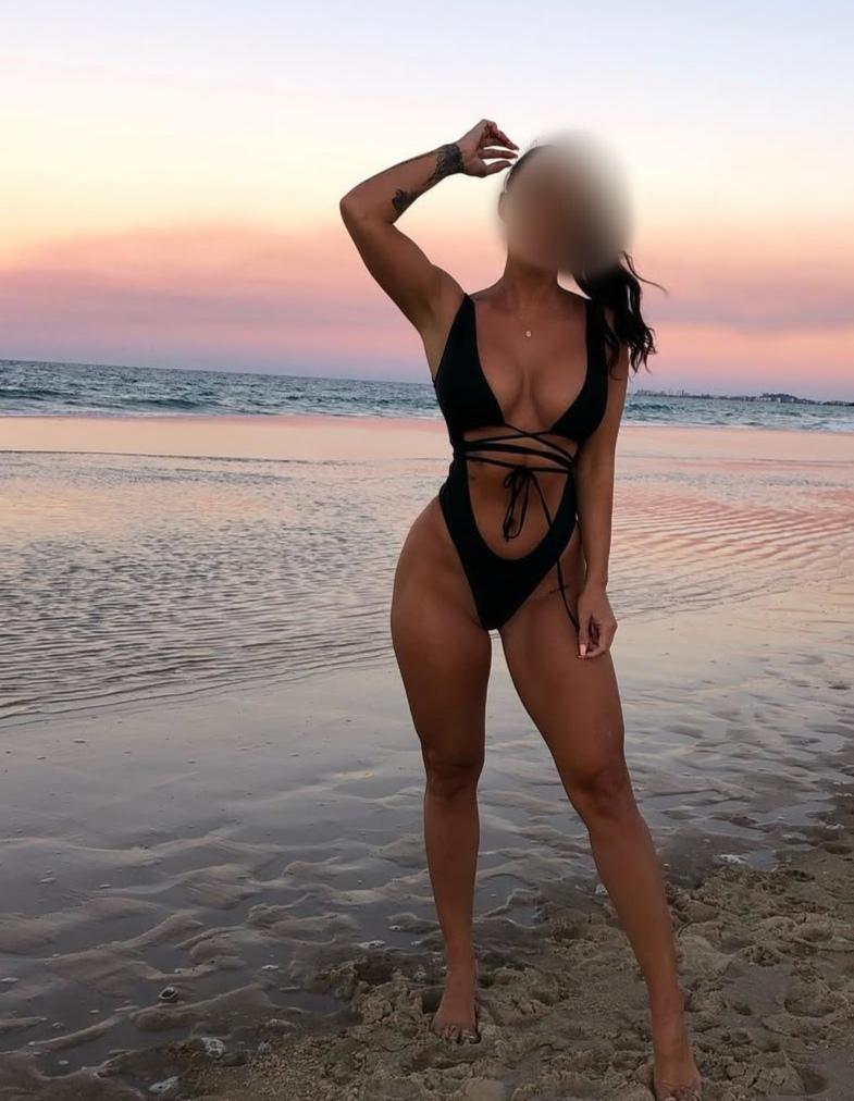 640504079: Chica busca chico en Tenerife