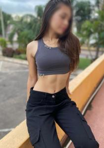 613449566: Chica busca chico en Ibiza