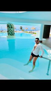 674713300: Chico busca chica en Zaragoza