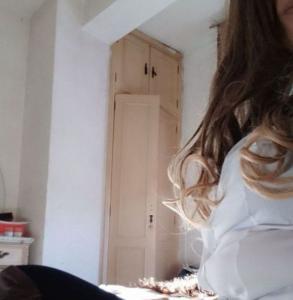 603309647: Chica busca chico en Cádiz