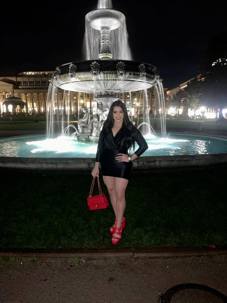 683625317: Transexual en Cádiz