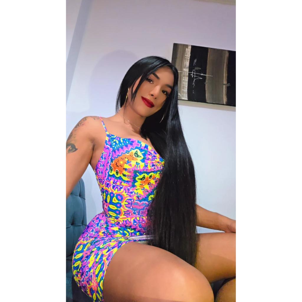 613637432: Travesti en Barcelona