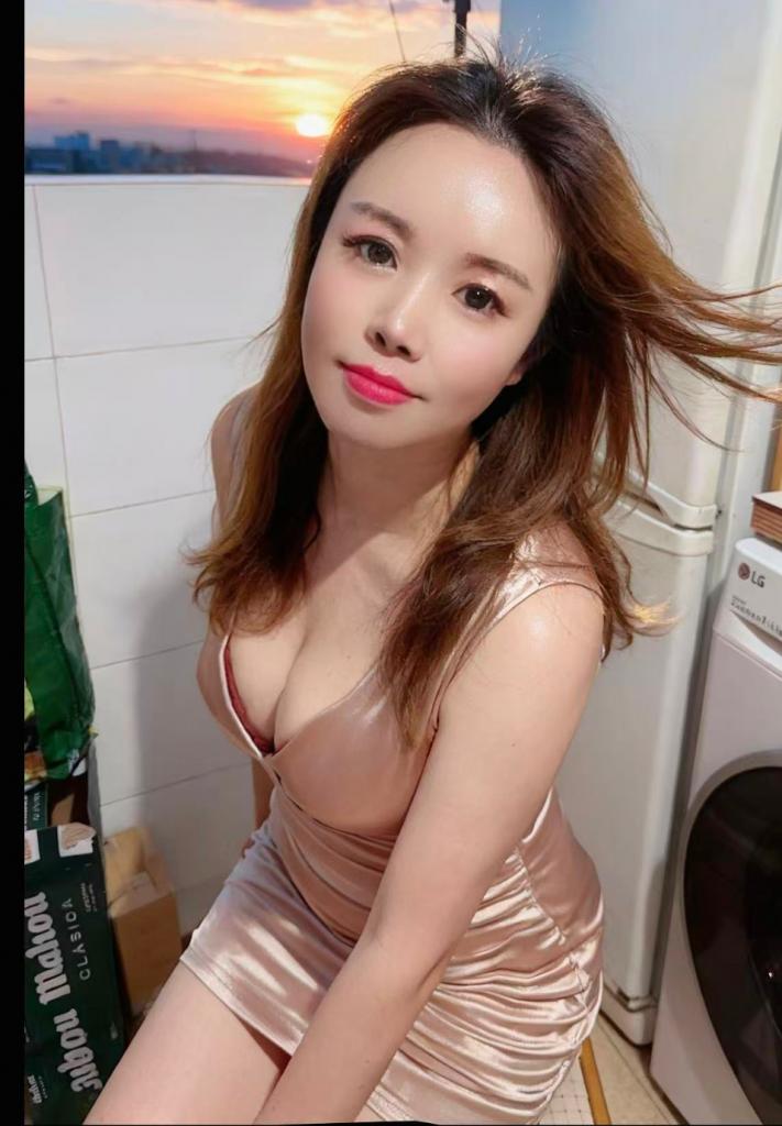 667717869: Chica busca chico en Madrid