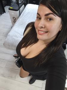 603910941: Chica busca chico en Málaga
