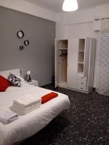 631167813: Chica busca chico en Murcia