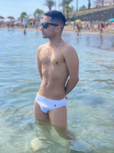 Chico busca chica en Almería: 