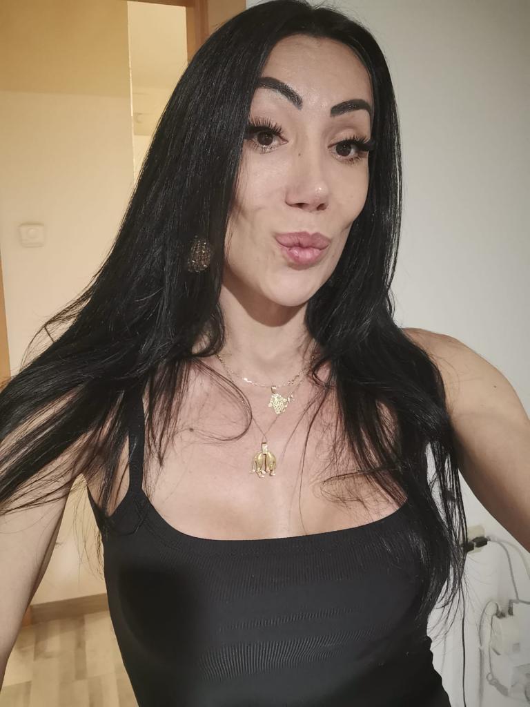 643556388: Travesti en Lérida