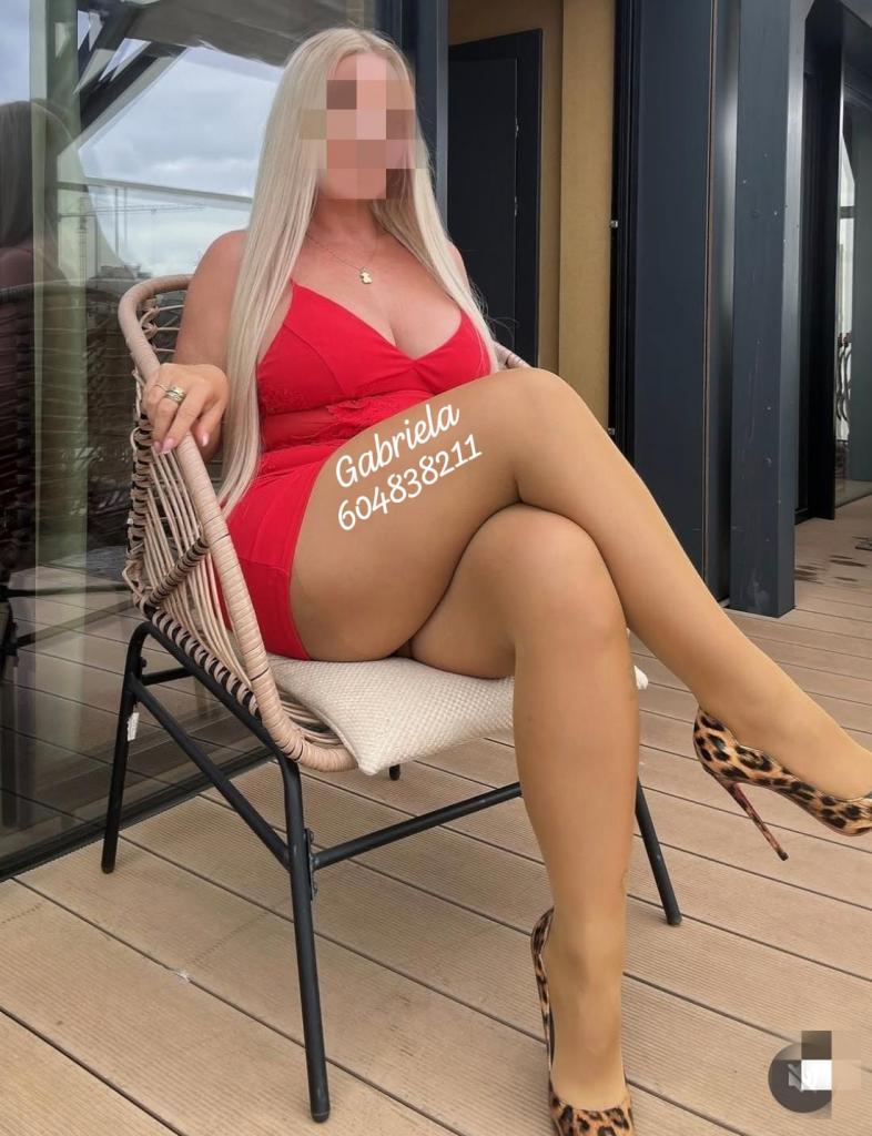 Chica busca chico en Tenerife: 