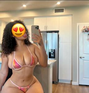 631350749: Chica busca chico en Huesca