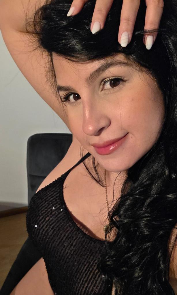 642427148: Chica busca chico en Madrid