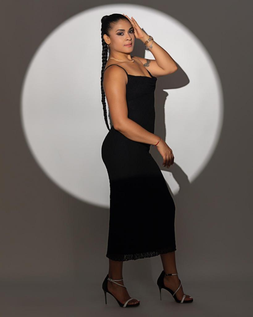 613498128: Chica busca chico en Alicante