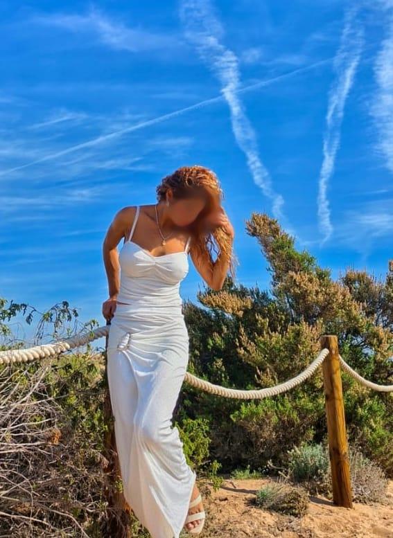 672991326: Chica busca chico en Alicante