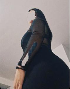 613745303: Chica busca chico en Madrid