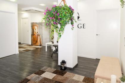 607264651: Chica busca chico en Barcelona