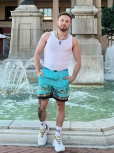 643516846: Chico busca chica en Madrid