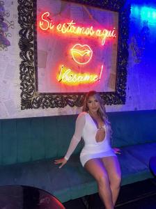 615694299: Chica busca chico en Madrid