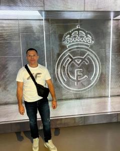 617516513: Chico busca chica en Valencia